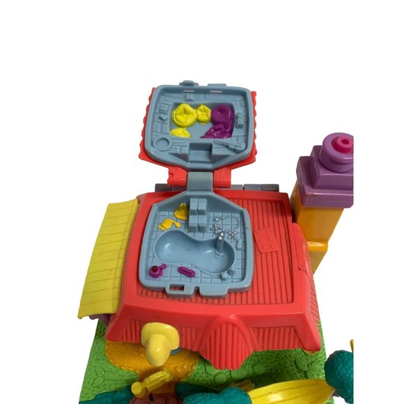 1994 Polly Pockets Blue Bird Vintage Wonderland Village  Playset No Figures - Picture 2 of 6